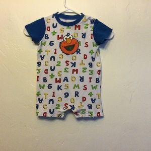 🌟4/$20.  kids shorts jumper size 24 months